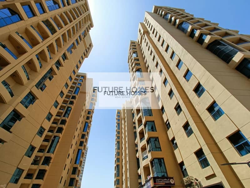 SEAVIEW SPECIOUS 3 BHK APARTMENT AVAILABLE FOR SALE IN AL KHOR TOWER