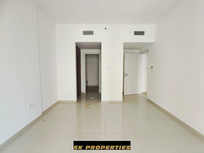 5 WhatsApp Image 2025-10-03 at 00.03. 40_dd16707a. jpg