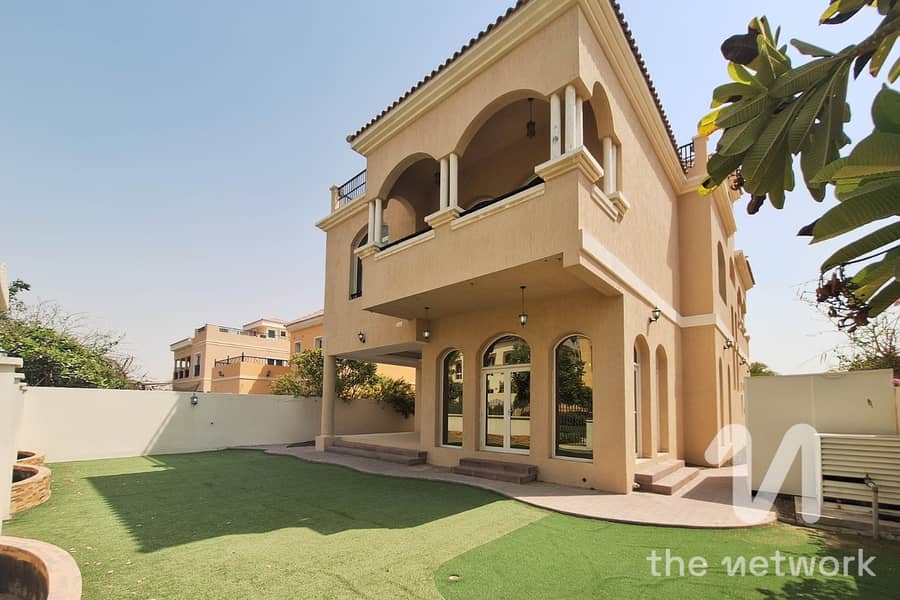 Вилла в Вилла，Альдеа, 5 спален, 340000 AED - 12962135