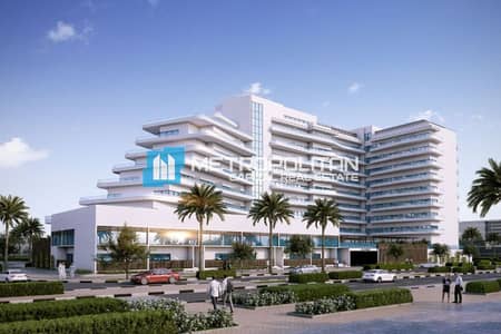 2 Bedroom Flat for Sale in Yas Island, Abu Dhabi - Sea View | Corner 2BR with Balcony | Nearby Beach