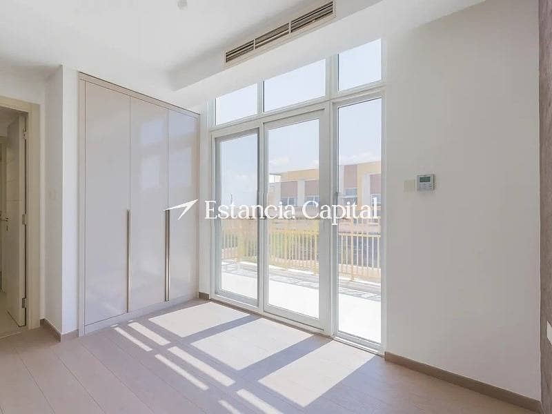 SPACIOUS | READY TO MOVE | VACANT