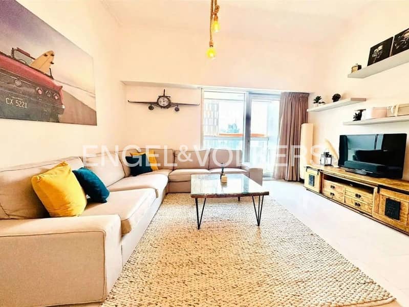 Exclusive | Iconic tower | Marina view | Rented