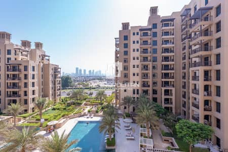 2 Bedroom Apartment for Sale in Umm Suqeim, Dubai - Premium Living | Furnished 2 Beds | Pool View