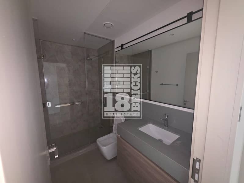 15 db4b2bae-c4ae-47b7-ab5d-e2bd4e2765d3. JPG