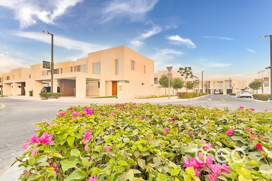 Corner Villa | Brand New | Close to Pool