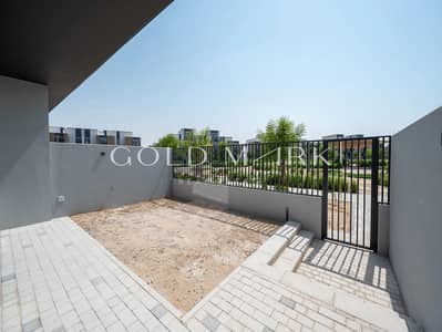 3 Bedroom Villa for Sale in Mudon, Dubai - Stop Scrolling | Iconic Park View | Close to Pool