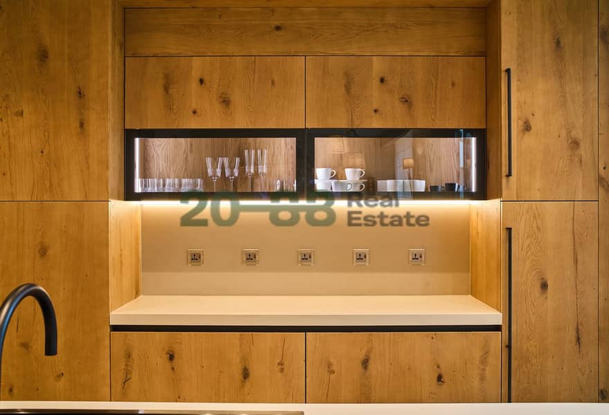 24 GRY29859. jpg