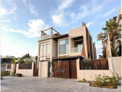 5 Bedroom Villa for Sale in Jumeirah, Dubai - photo_2025-10-03_13-39-22 (2). jpg