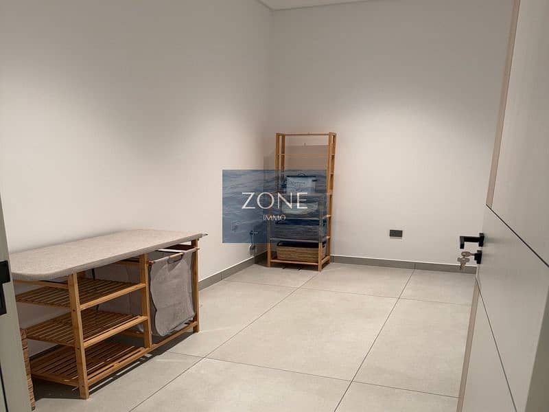 23 Park Lane_23. jpg
