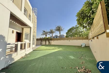 3 Bedroom Villa for Rent in Mudon, Dubai - Large Corner Plot | Spacious | Private