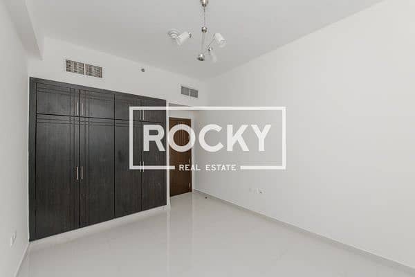 8 AlWarqaa_NooraAlShamsi_507-2BR (11 of 24). jpg