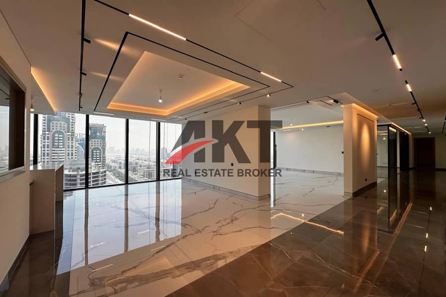 位于迪拜互联网城，S大厦 4 卧室的公寓 15200000 AED - 12889117