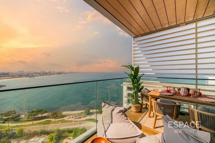 Fully Upgraded | Vacant | Stunning Views Fully Upgraded | Vacant | Stunning Views