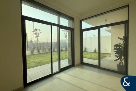 4 BEDROOM | LANDSCAPED | MODERN DESIGN