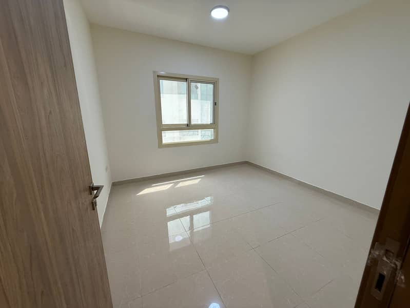 8 e94903e3-8964-4bd9-9b16-1d2176426895. jpg