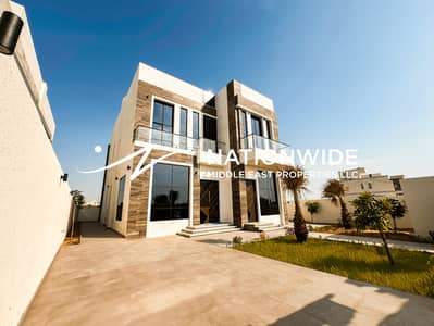 7 Bedroom Villa for Sale in Al Shamkha, Abu Dhabi - Stylish 7BR | Single Row | Mid Unit | Cozy Living