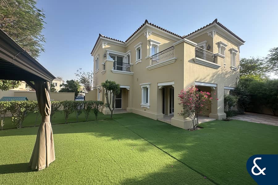 Corner Plot - Pool & Park Backing - Vacant