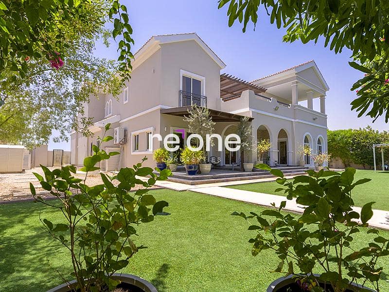 位于别墅区，中央别墅区 5 卧室的别墅 550000 AED - 12967309
