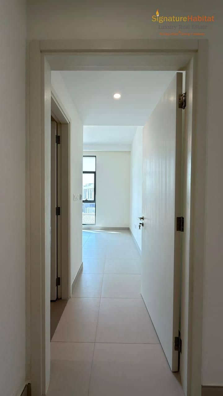33 Images _225 (32). jpg