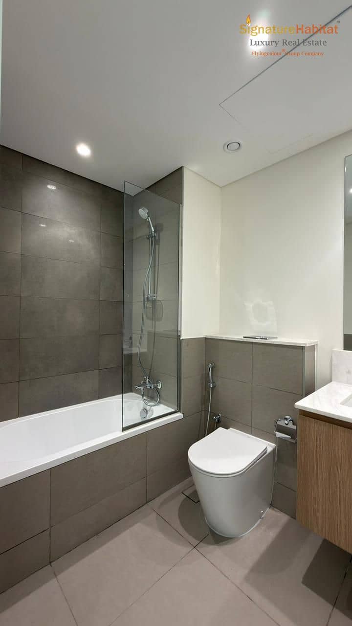 39 Images _225 (38). jpg