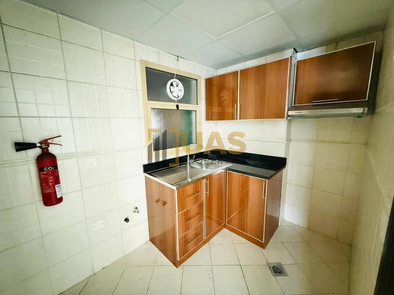 4 d11896dd-c435-40f2-947f-c6c3d5497314. jpg