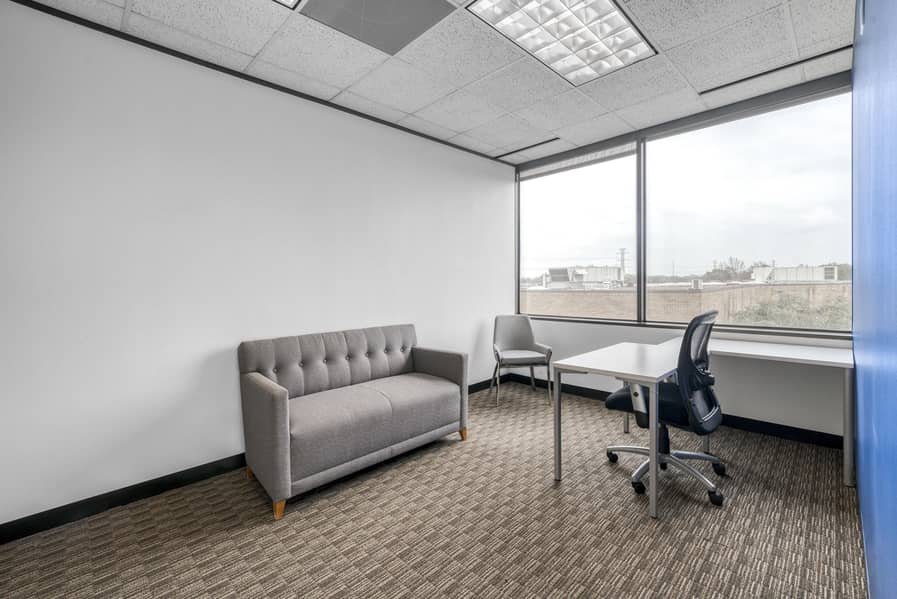10 Regus Wilcrest (3657) Houston USA Office - 2500 Wilcrest Drive. jpg