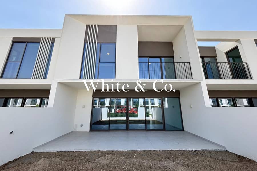 Таунхаус в Валли，Талиа, 3 cпальни, 2900000 AED - 12946313