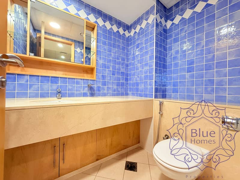 Semi furnished/Family only/Chiller free - Image 7