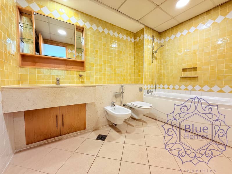 Semi furnished/Family only/Chiller free - Image 8