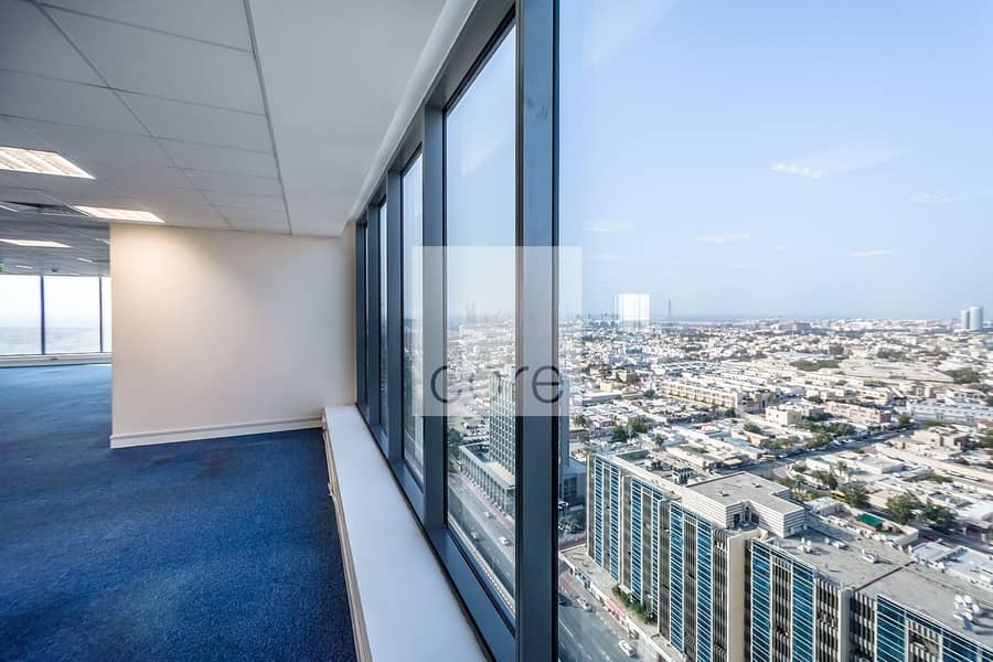 Fitted Corner Office | Modern Open Plan Fitted Corner Office | Modern Open Plan