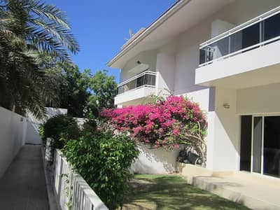 COMPACT 4BR COMPOUND VILLA IN JUMEIRAH COMPACT 4BR COMPOUND VILLA IN JUMEIRAH