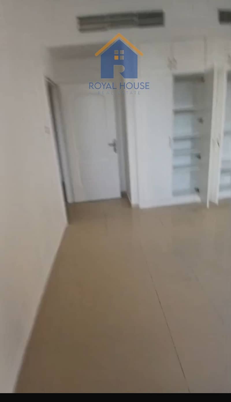 8 WhatsApp Image‏ 2025-10-03 at 00.11. 26 (2). jpeg
