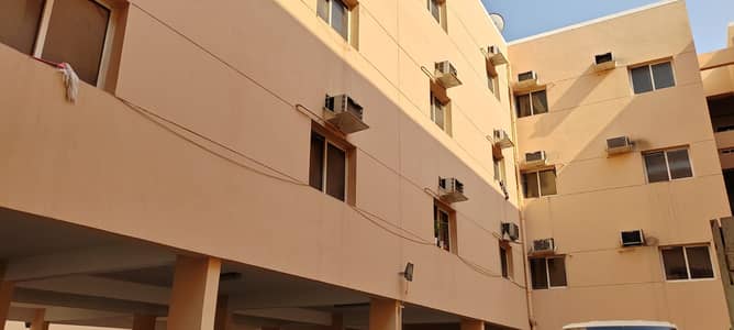 Labour Camp for Rent in Al Quoz, Dubai - ab8ebe2a-90d4-4def-b27a-60d69936664d. jpg