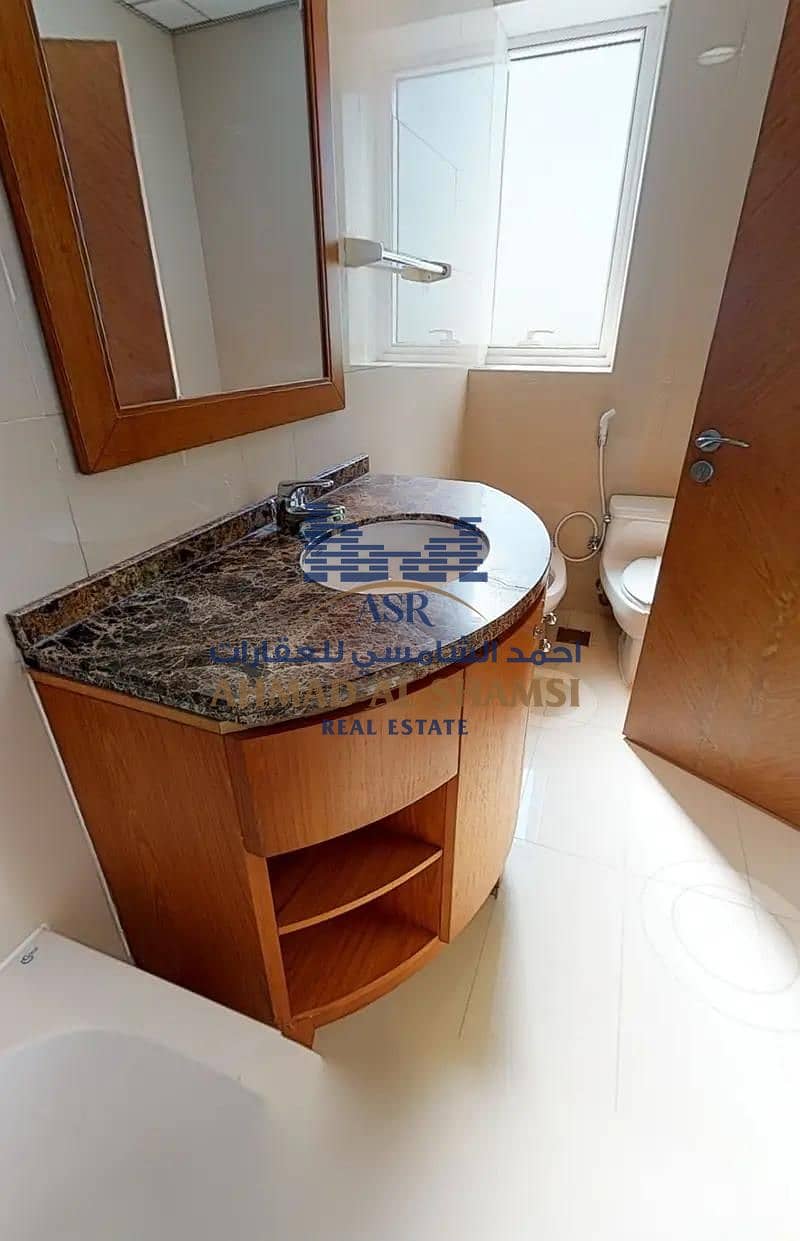 17 8608d7bd-249c-4d00-b499-edb298d8bbaf. jpg