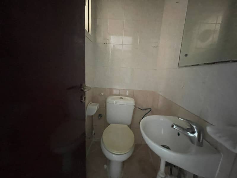 50 IMG-20250826-WA0040. jpg