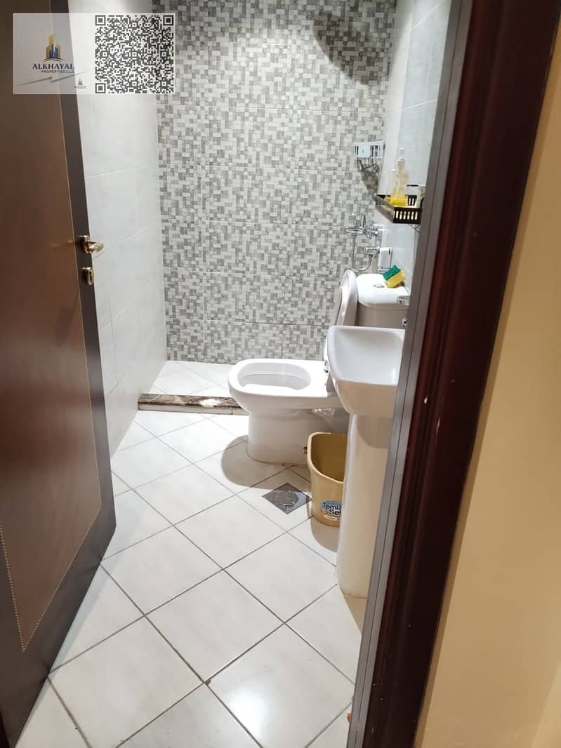 4 8f134581-cf36-4ef6-b332-3e8f932216d2. jpg