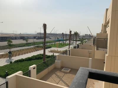New Villa Near Pool and park 3 Bed Maid Single row New Villa Near Pool and park 3 Bed Maid Single row