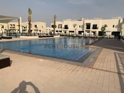 4 Bedroom Villa for Rent in Town Square, Dubai - Pool and park view 4 Bed Maid villa Single row Safi 4 Bedroom Villa for Rent in Town Square, Dubai - Pool and park view 4 Bed Maid villa Single row Safi