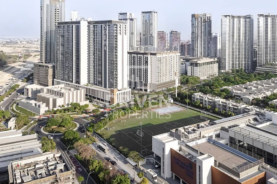 Prime Unit with Vast Study Room | Well Furnished
