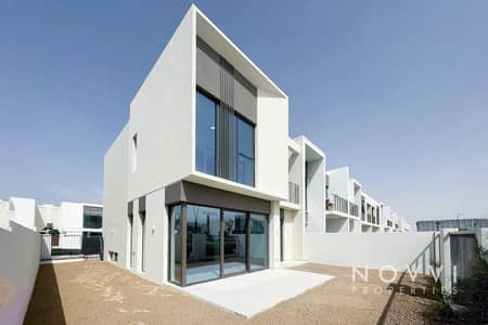 4 Bedroom Villa for Sale in The Valley by Emaar, Dubai - 4 Bedroom | Nara | Multiple Options | Single Row