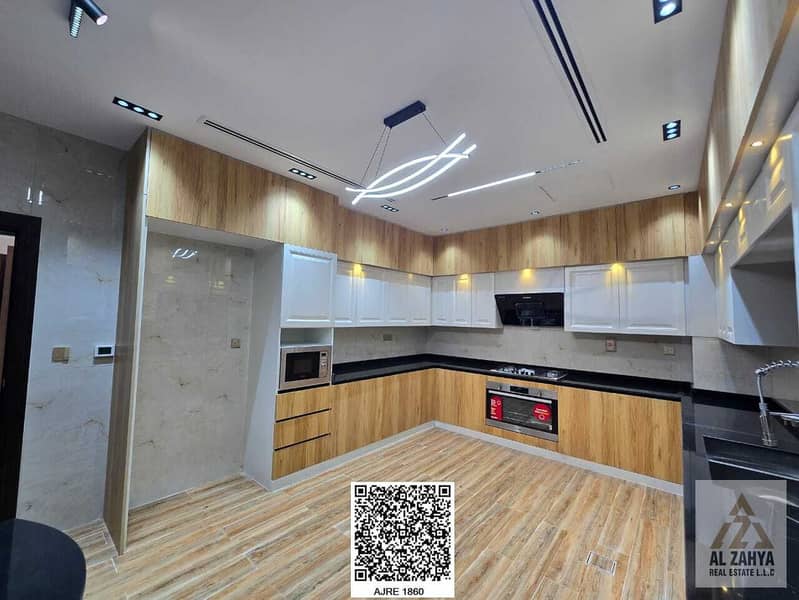 13 d8167edf-b113-4116-b574-8ffe6d798c5b. jpg