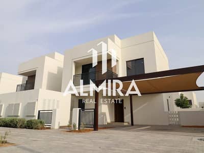 3 Bedroom Townhouse for Sale in Yas Island, Abu Dhabi - IMG_0002. jpg