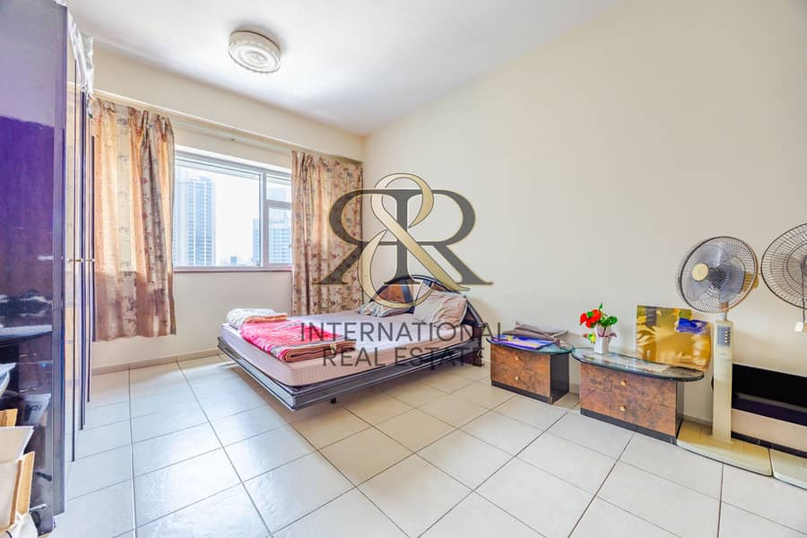 18 0R9A1557-HDR. jpg