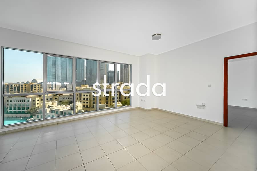 Квартира в Дубай Даунтаун，Резиденсес，Резиденс 7, 3 cпальни, 300000 AED - 12973452