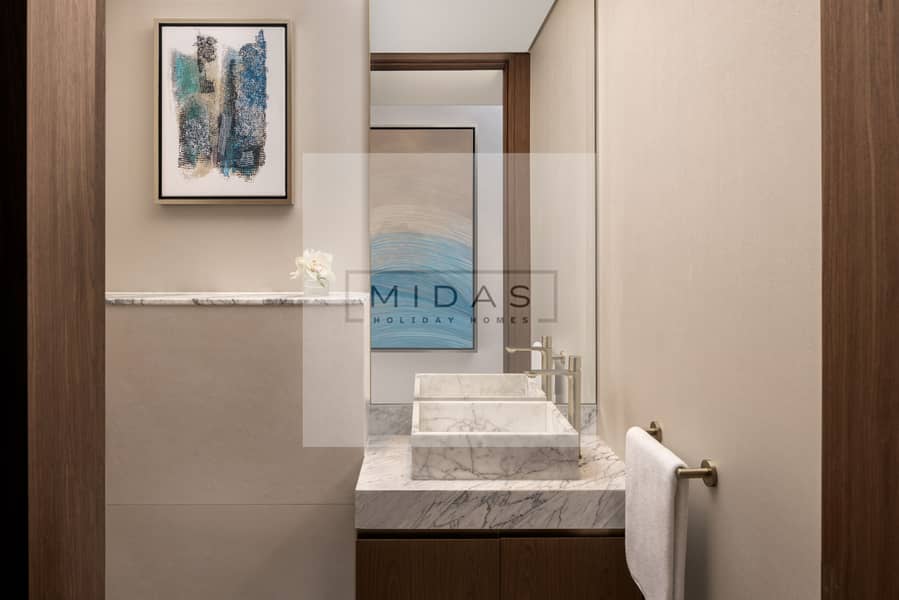 6 Powder room. jpg