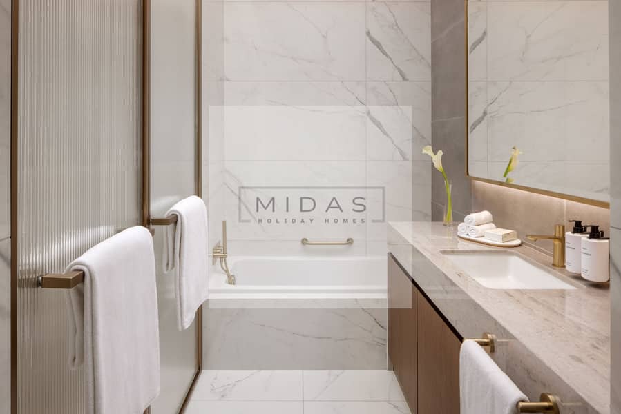10 Bathroom with Master Bedroom. jpg