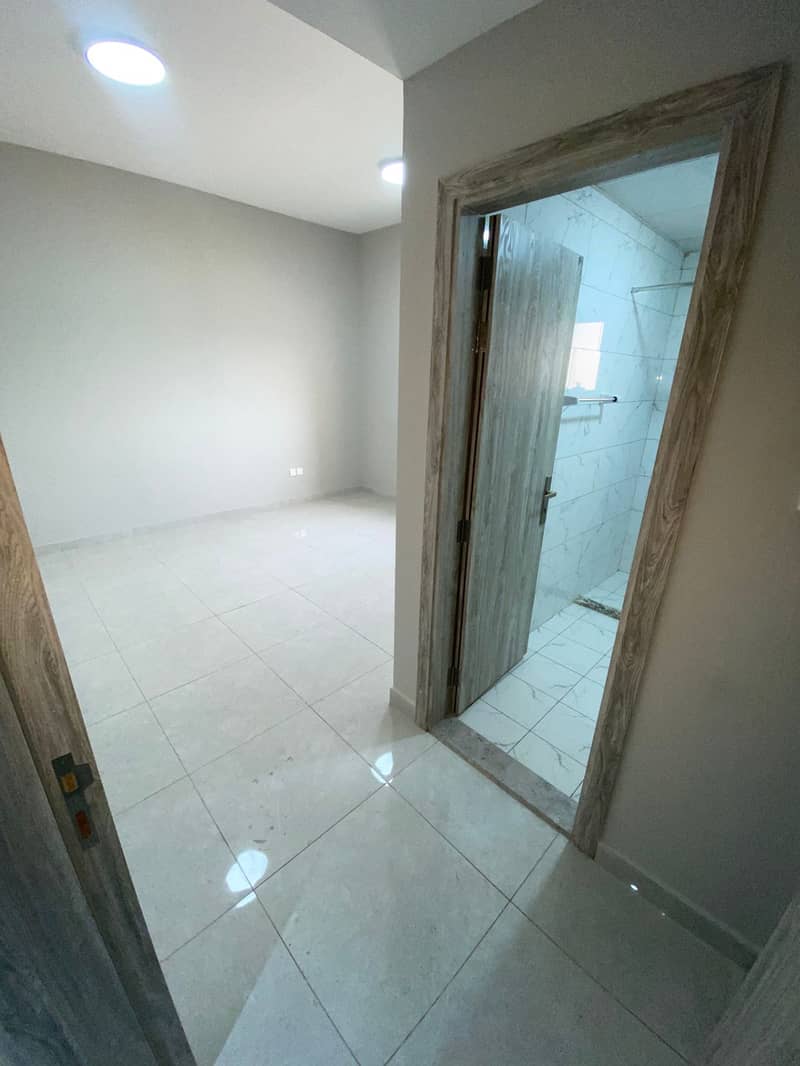 6 صورة واتساب بتاريخ 2025-10-04 في 13.37. 47_cb97642c. jpg