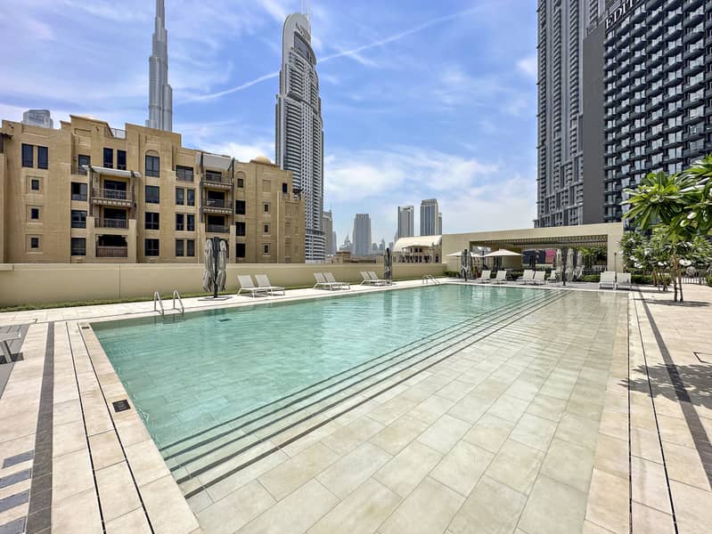 3 swimming-pool. jpg