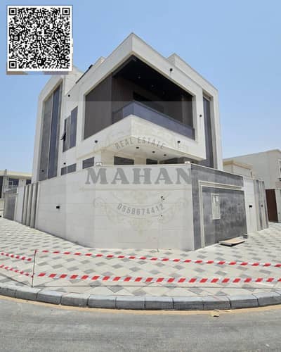 4 bedroom villa majlis hall land 3014 square feet with swimming pool