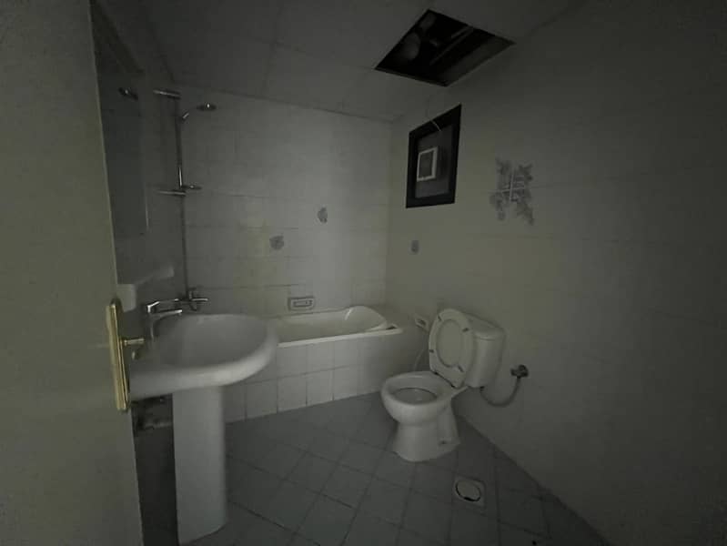 13 IMG-20251001-WA0399. jpg